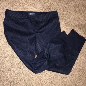 Navy Old Navy pixie Capri slacks